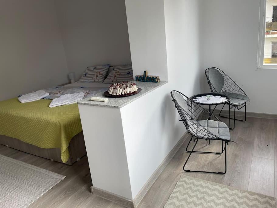 Lady M Apartment Segesvár Kültér fotó