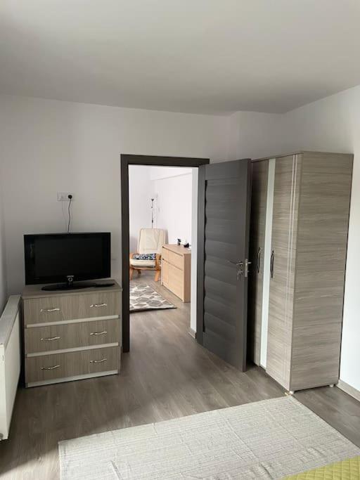 Lady M Apartment Segesvár Kültér fotó